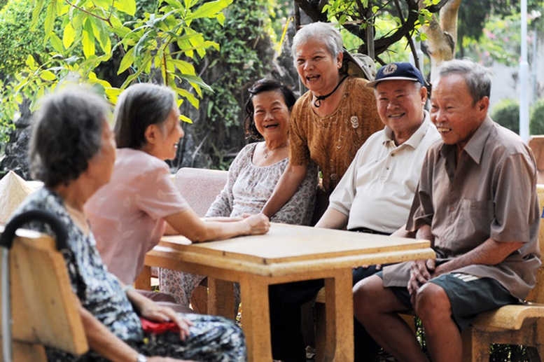 Khi người già trở thành “con mồi” của những kẻ lừa đảo